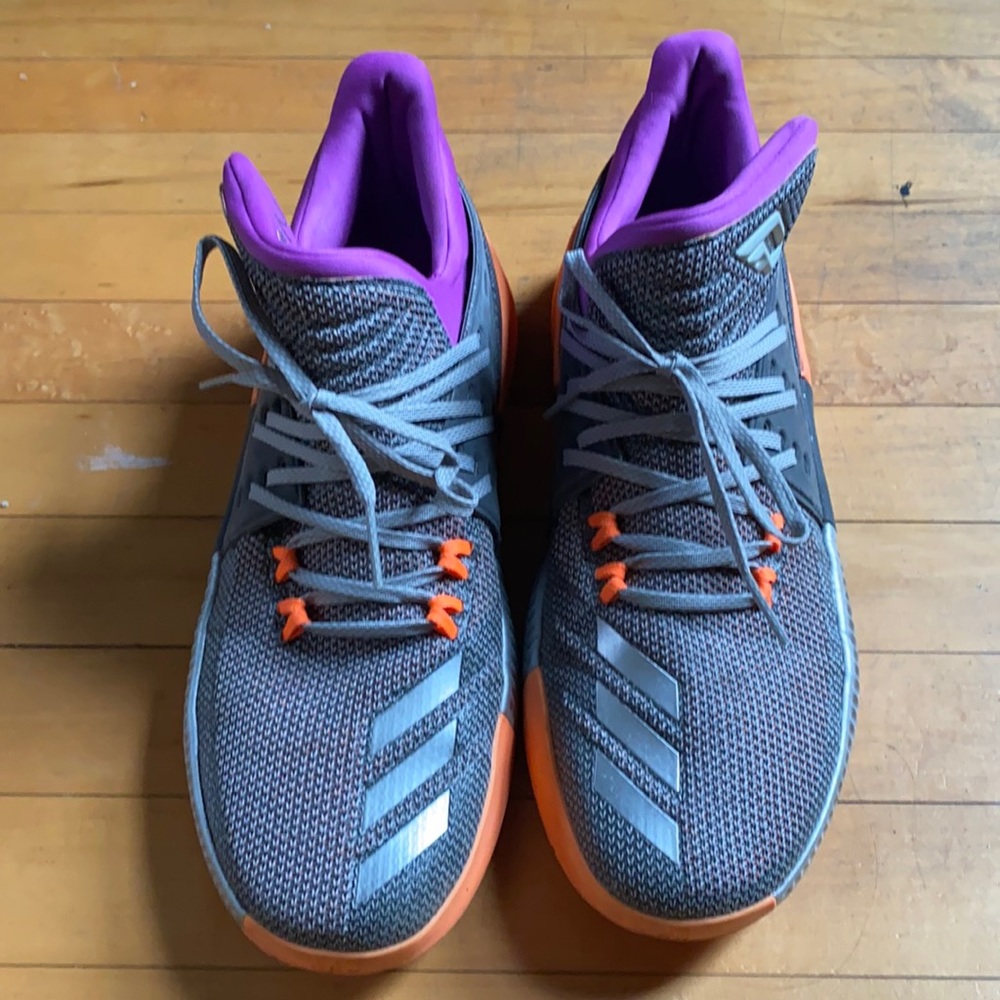 Adidas Dame 3 shoes